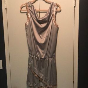 GORGEOUS LIGHT PURPLE COCKTAIL DRESS WITH SEQUINS